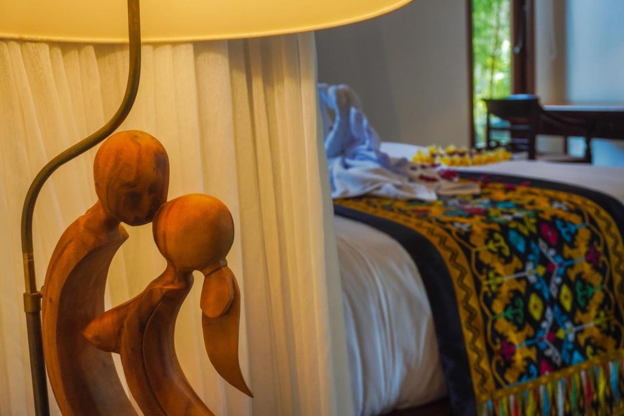 Giri Bhagawan Villas & Spa นูซาดูอา ภายนอก รูปภาพ