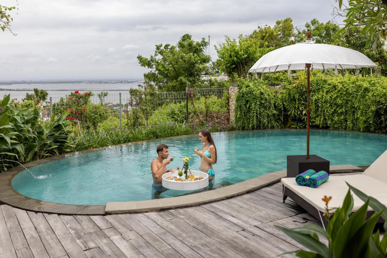 Giri Bhagawan Villas & Spa นูซาดูอา ภายนอก รูปภาพ